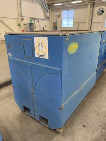 810261-3 Container Sesame with lid 1800 liters