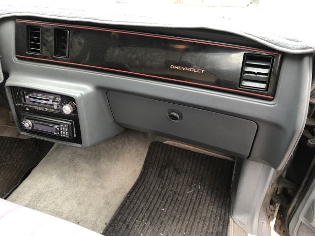 906189-13 Chevrolet El Camino - 1985