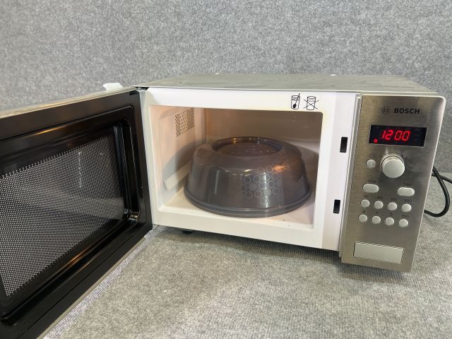 803728-5 Microwave, Bosch, Type: AM8 17ALS