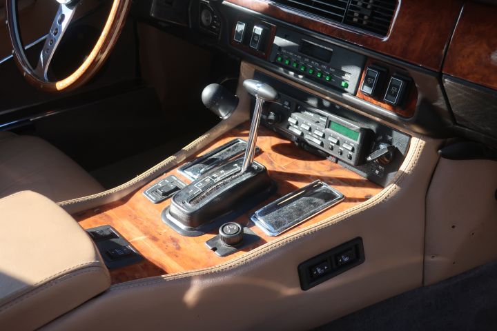 906580-44 Jaguar XJS LeMans No. 169/180 - 1989