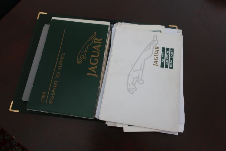 906580-98 Jaguar XJS LeMans No. 169/180 - 1989