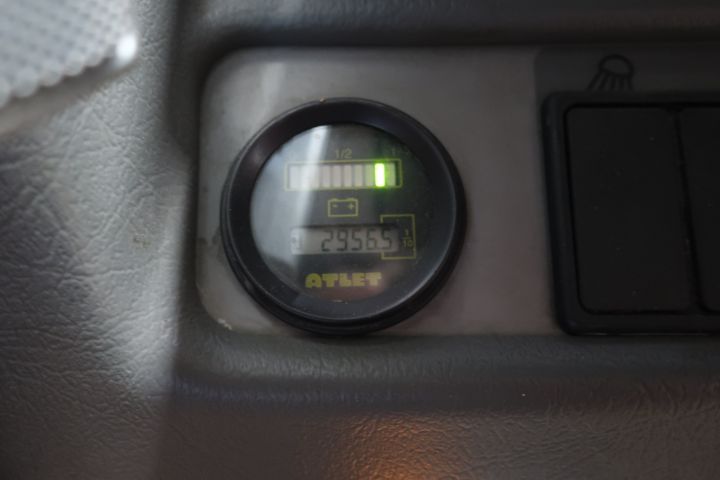 894404-9 Pickup Truck - Athlete OPM / 100TVI175 - 2002 (2956h)