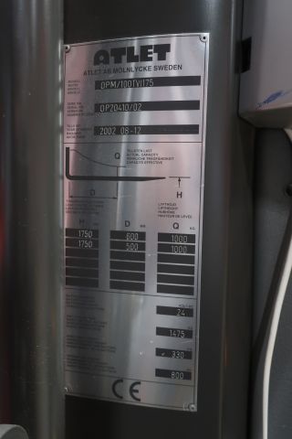 894404-10 Pickup Truck - Athlete OPM / 100TVI175 - 2002 (2956h)