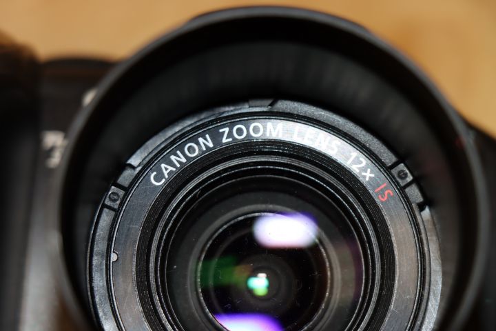 788179-5 Canon Powershot S5IS Digital Camera