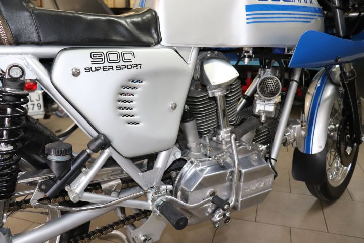 704108-43 Ducati 900 Ss - 1976