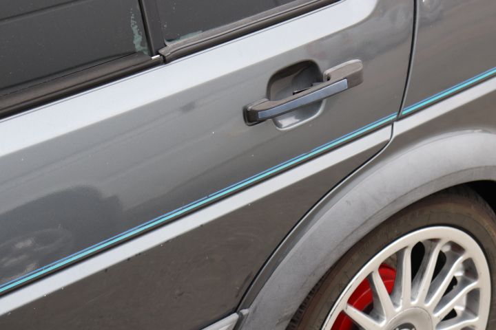 704111-25 Volkswagen Jetta 4-door - 1990