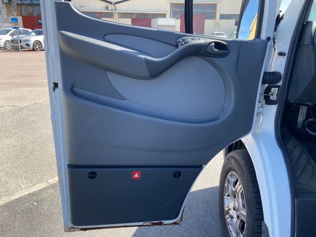 886052-30 Mercedes Benz Sprinter -2001 (repair item)