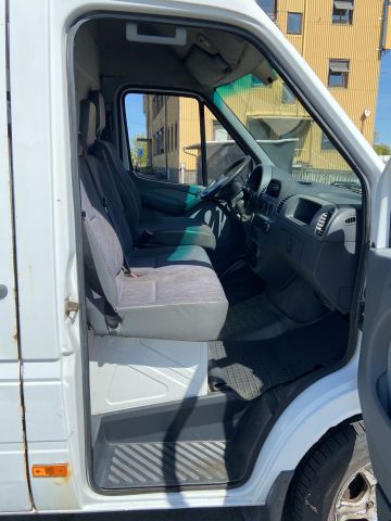 886052-31 Mercedes Benz Sprinter -2001 (repair item)