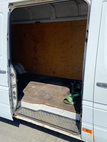 886052-37 Mercedes Benz Sprinter -2001 (repair item)