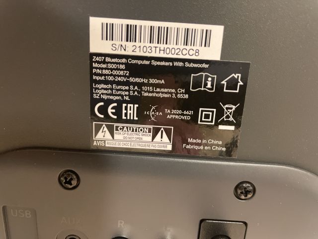 828959-19 Mixed electronics Monitors, Routers, Keyboards, Projectors etc.