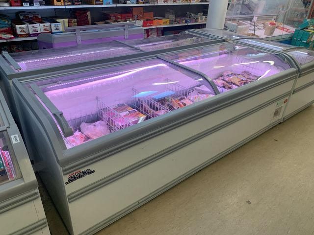 908063-1 Top freezer AHT Miami 250