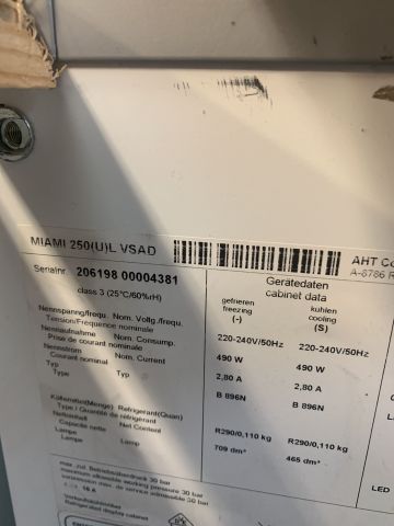 908063-4 Top freezer AHT Miami 250