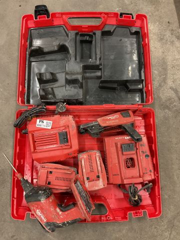 886570-1 Various Hlti chargers & drills