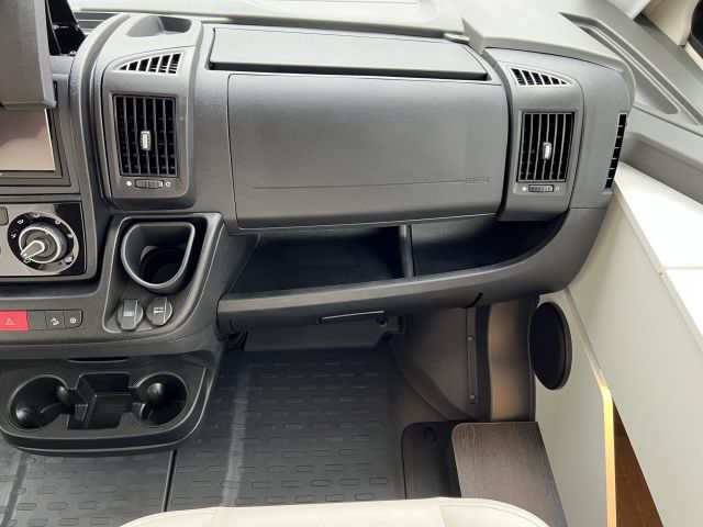 895251-41 Fiat Roller Team Kronos 284 Integral 148 hp -2018