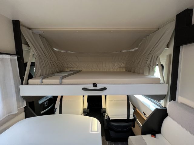 895251-63 Fiat Roller Team Kronos 284 Integral 148 hp -2018