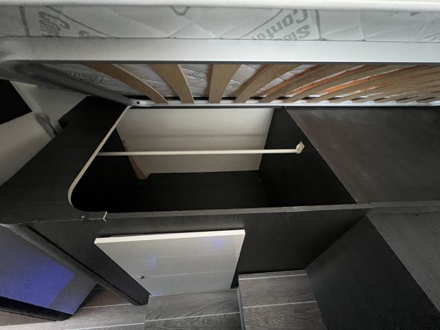 895251-72 Fiat Roller Team Kronos 284 Integral 148 hp -2018