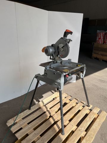 896698-2 BUILDING SAW / cut / split ELU 173
