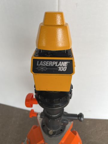 896703-2 SPECTRA-PHYSICS LASERPLAN 100