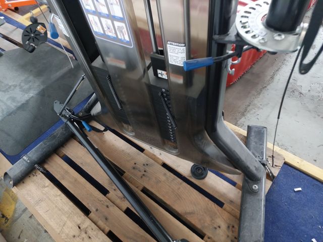 646720-9 Nautilus Freedom trainer - Cable cross