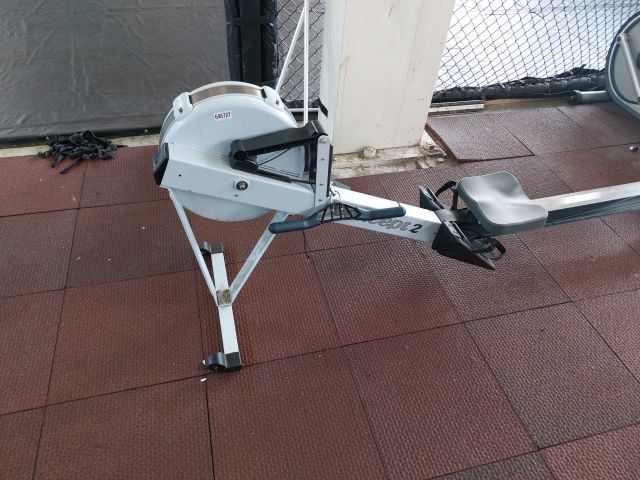 646727-2 Concept rowing machine without display