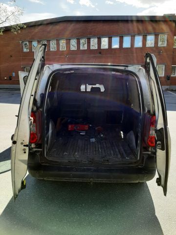 672884-21 Citroen Berlingo Van 1.6 HDi - 2008