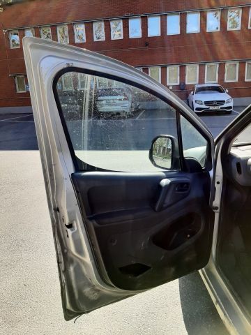 672884-26 Citroen Berlingo Van 1.6 HDi - 2008