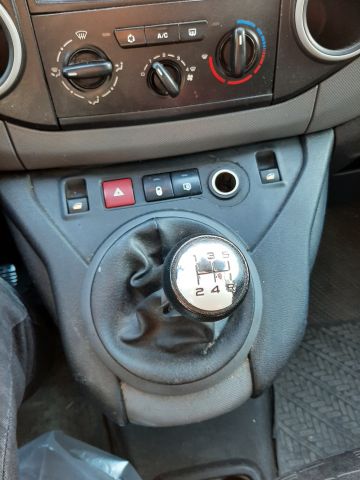 672884-33 Citroen Berlingo Van 1.6 HDi - 2008