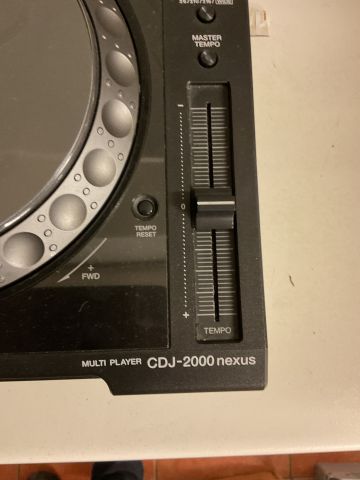 886597-4 Pioneer mixer CDJ 2000 Nexus