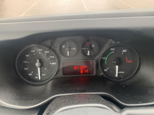 902373-29 Iveco Daily 3.0D -2015