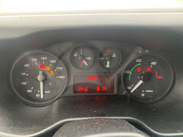 902373-30 Iveco Daily 3.0D -2015