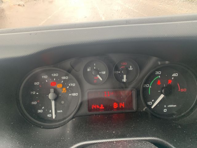 902373-31 Iveco Daily 3.0D -2015