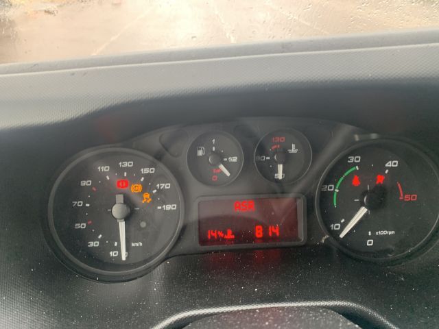 902373-37 Iveco Daily 3.0D -2015