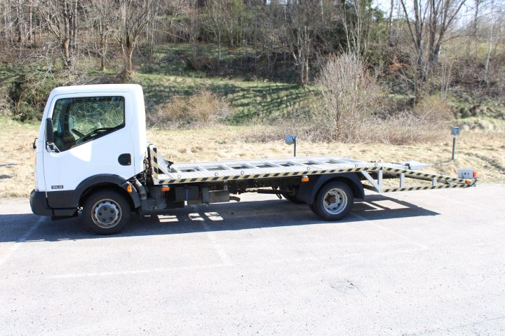 908936-2 Nissan F24 Cabstar - 2006
