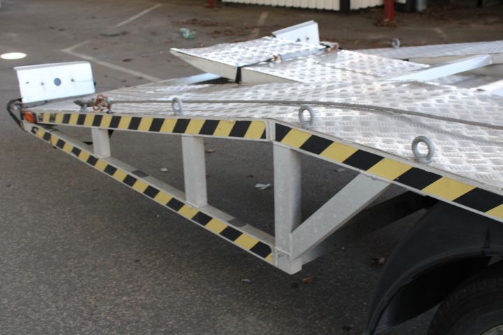 908936-30 Nissan F24 Cabstar - 2006