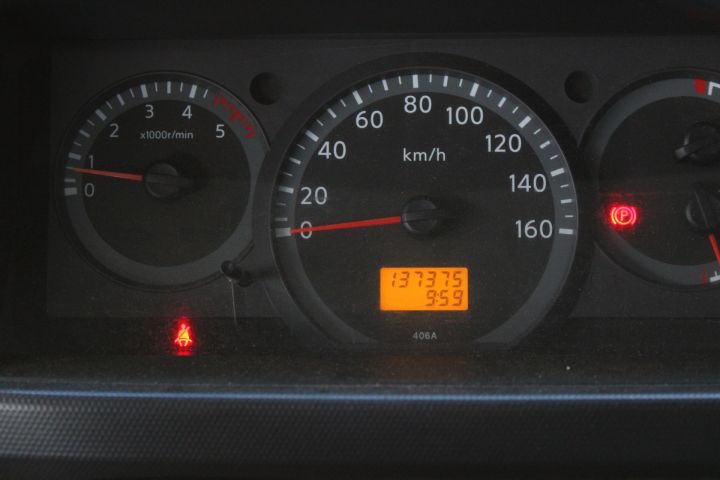 908936-38 Nissan F24 Cabstar - 2006