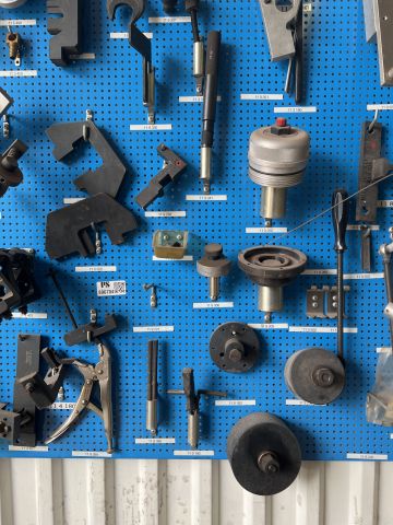 896704-9 BMV workshop Special tools