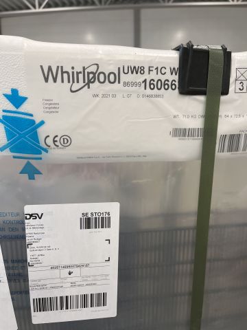 906126-2 Freestanding freezer Whirlpool UW8 F1C WHB NF