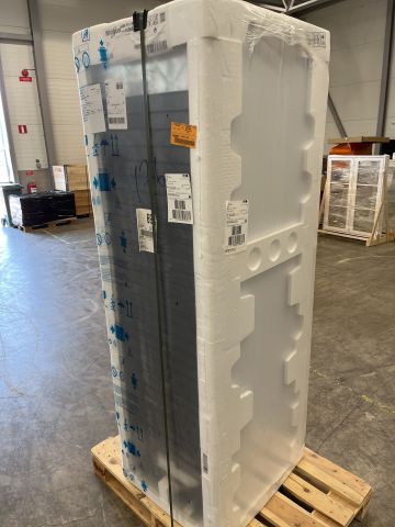 906126-5 Freestanding freezer Whirlpool UW8 F1C WHB NF