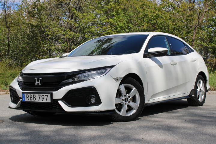 805751-1 Honda Civic 5-door 1.5 i-VTEC Turbo CVT - 2017