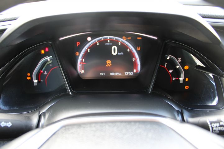 805751-17 Honda Civic 5-door 1.5 i-VTEC Turbo CVT - 2017
