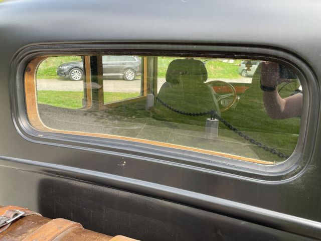 872203-17 Buick Model 67 Sedan 4.5 - 1931