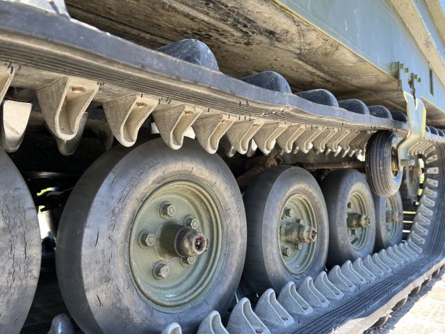 910015-40 Volvo BM 202 bandvagn - 1968 registrerad