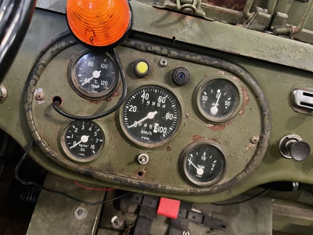 910015-66 Volvo BM 202 bandvagn - 1968 registrerad