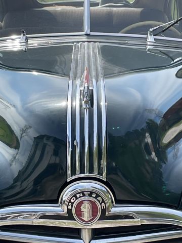 872204-33 Pontiac Streamliner Sedan 4.1 - 1946