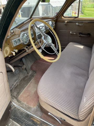 872204-37 Pontiac Streamliner Sedan 4.1 - 1946