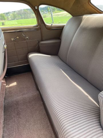 872204-41 Pontiac Streamliner Sedan 4.1 - 1946