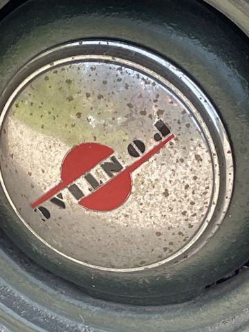 872204-44 Pontiac Streamliner Sedan 4.1 - 1946