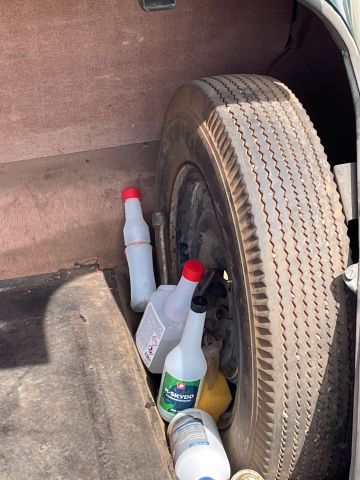 872204-46 Pontiac Streamliner Sedan 4.1 - 1946