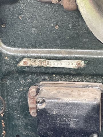 872204-52 Pontiac Streamliner Sedan 4.1 - 1946