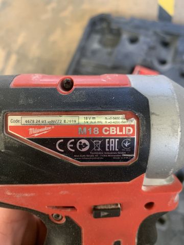 909902-4 Impact Screwdriver - Milwaukee M18CBLID